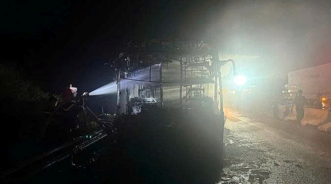 Xe giường nằm cháy giữa đêm: 24 hành khách và những phút sinh tử - ảnh 1