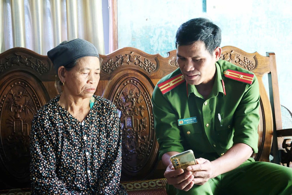 Gần nhau từ một lời chào - ảnh 2
