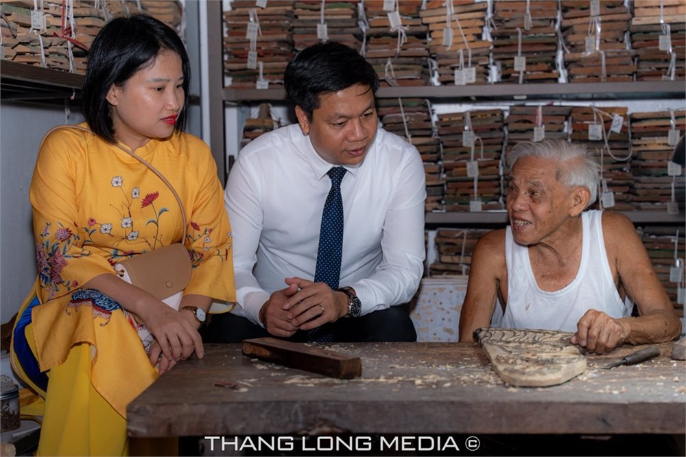 https://media.baovanhoa.vn/zoom/1000/uploaded/phuongthao/2026_10_06/gap-go-nguoi-giu-nghe-dong-ho-13-09-2026_tapy.jpg