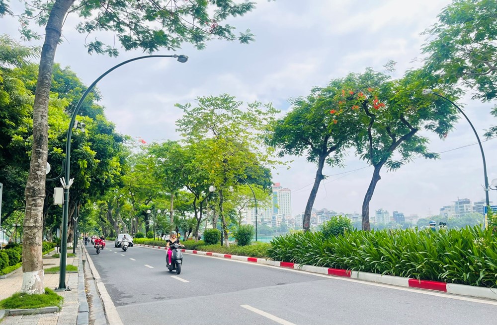 Dạo quanh Hà Nội những ngày thu - ảnh 1