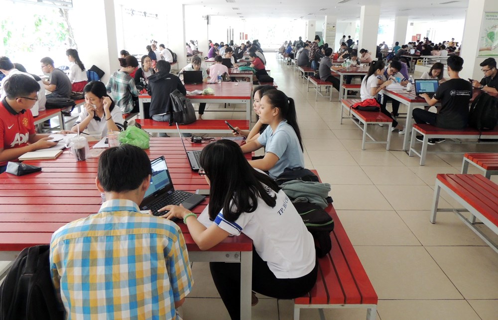 Người trẻ ngày càng phụ thuộc vào trí tuệ nhân tạo - ảnh 1