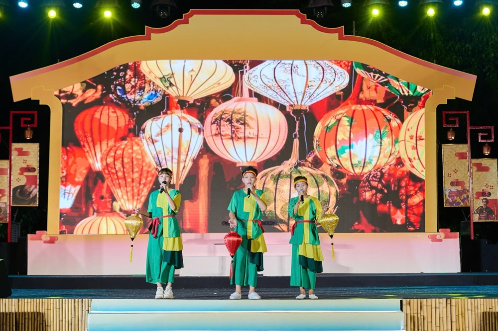 Đánh thức tiềm năng văn hóa vì mục tiêu tăng trưởng hai con số: Di sản Hội An nuôi người, giữ nghề - ảnh 1