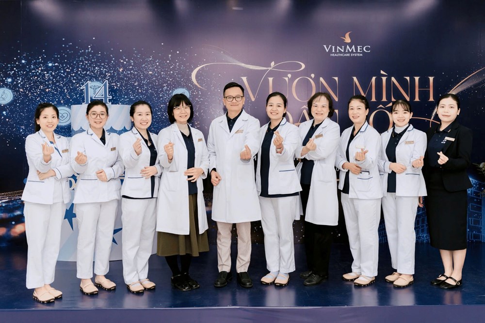 TS.BS Trần Mạnh Linh: Hai thập kỷ đi trước bệnh tật, tìm cơ hội sống khỏe cho phụ nữ - ảnh 3