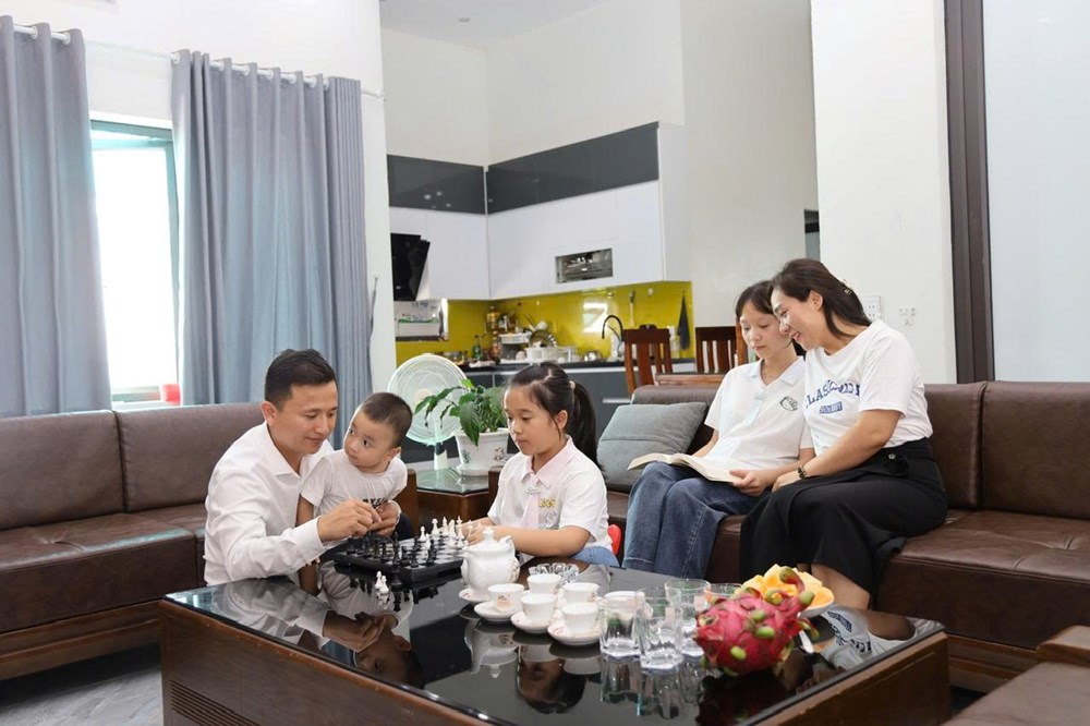 Chuyện nhà, chuyện làng - ảnh 1