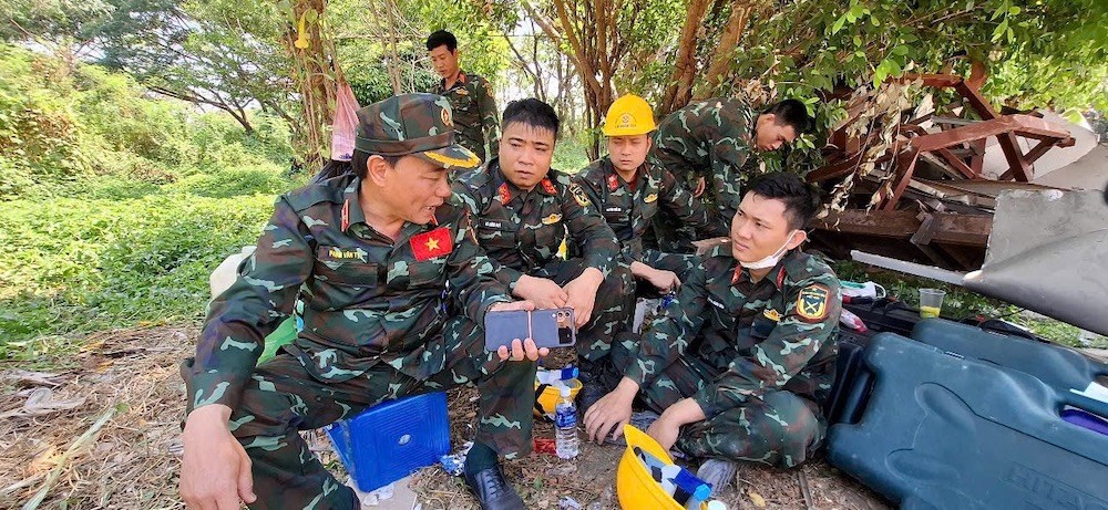 Đoàn Việt Nam tìm thấy thêm thi thể nạn nhân tại Myanmar - ảnh 4