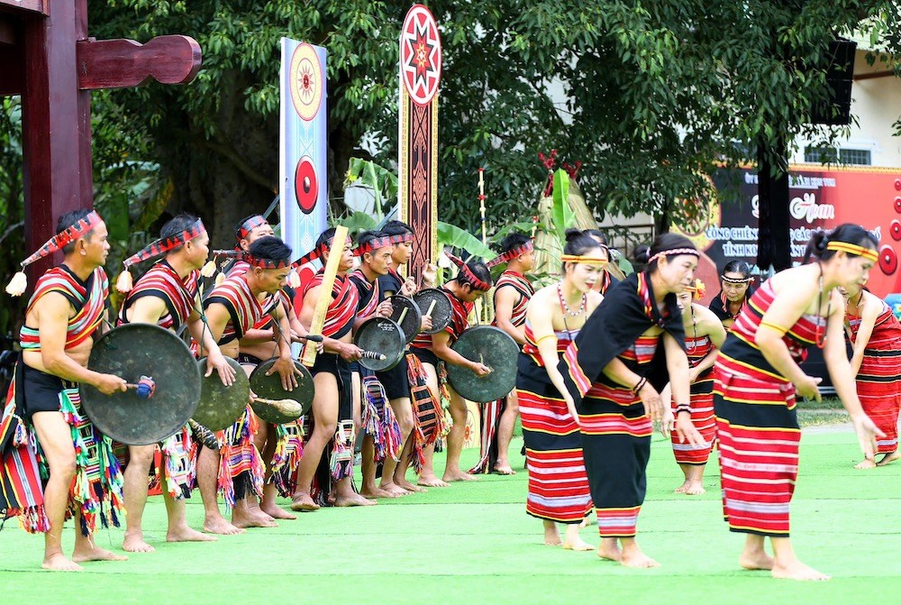 Du lịch – nhịp cầu đưa cồng chiêng đến với thế giới - ảnh 1