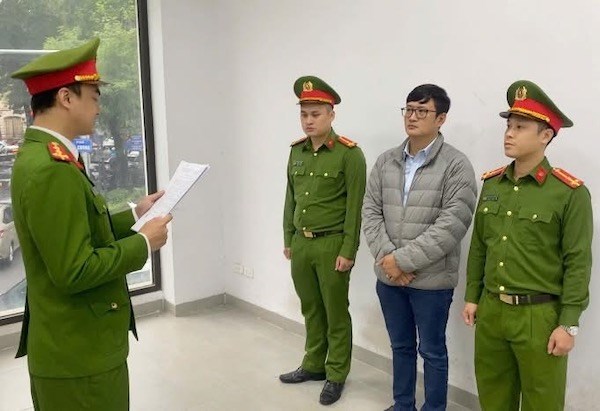 Khởi tố 14 đối tượng tranh chấp vị trí đỗ xe ô tô tại chung cư - ảnh 1