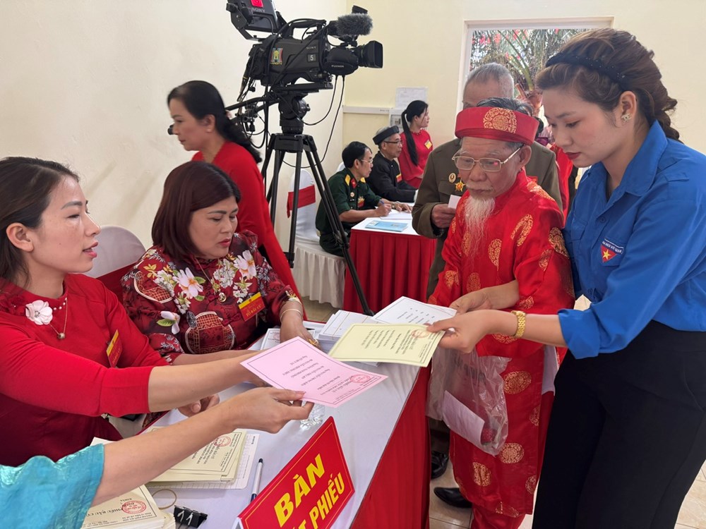 Nhiều khu vực hoàn thành sớm công tác bầu cử - ảnh 2