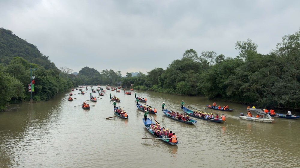 Gần 400 đại biểu quốc tế trải nghiệm không gian lễ hội Du lịch chùa Hương - ảnh 8