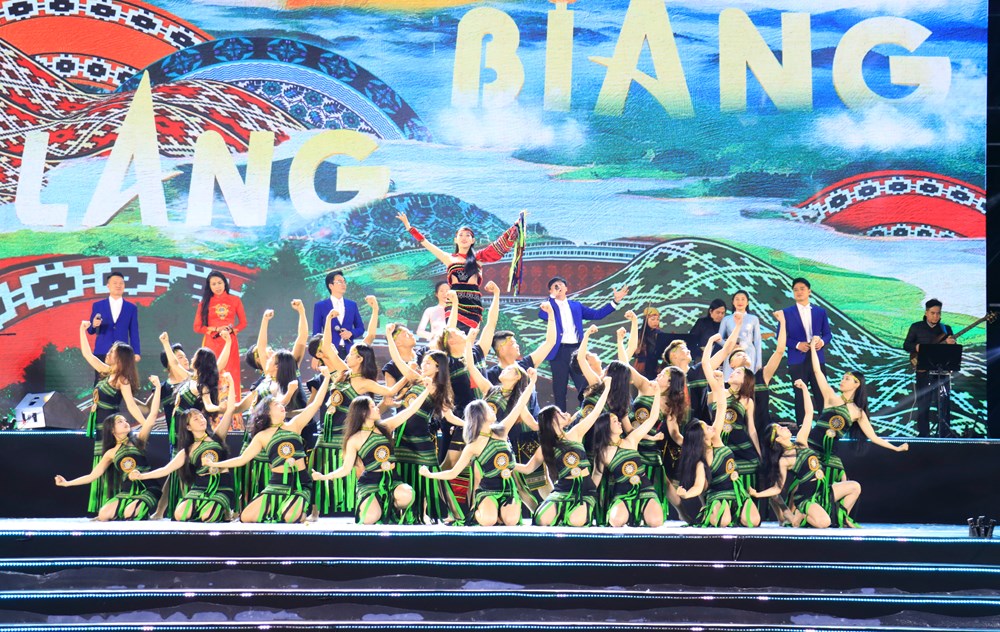 Lâm Đồng: Sẽ xây dựng Đề án phát triển công nghiệp văn hóa - ảnh 2