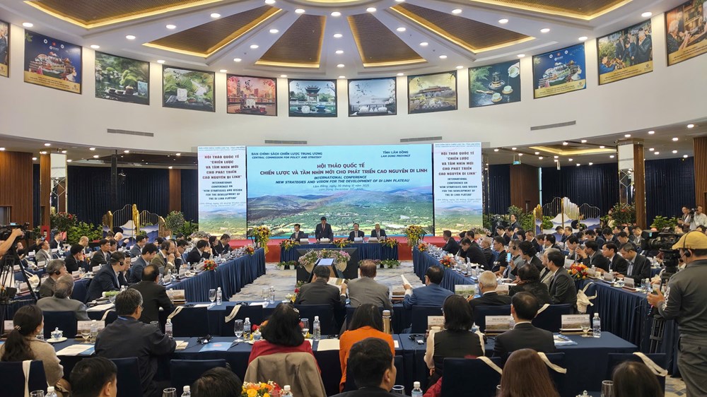  Khai mạc “Hội thảo quốc tế Chiến lược và tầm nhìn mới cho phát triển Cao nguyên Di Linh“ - ảnh 1