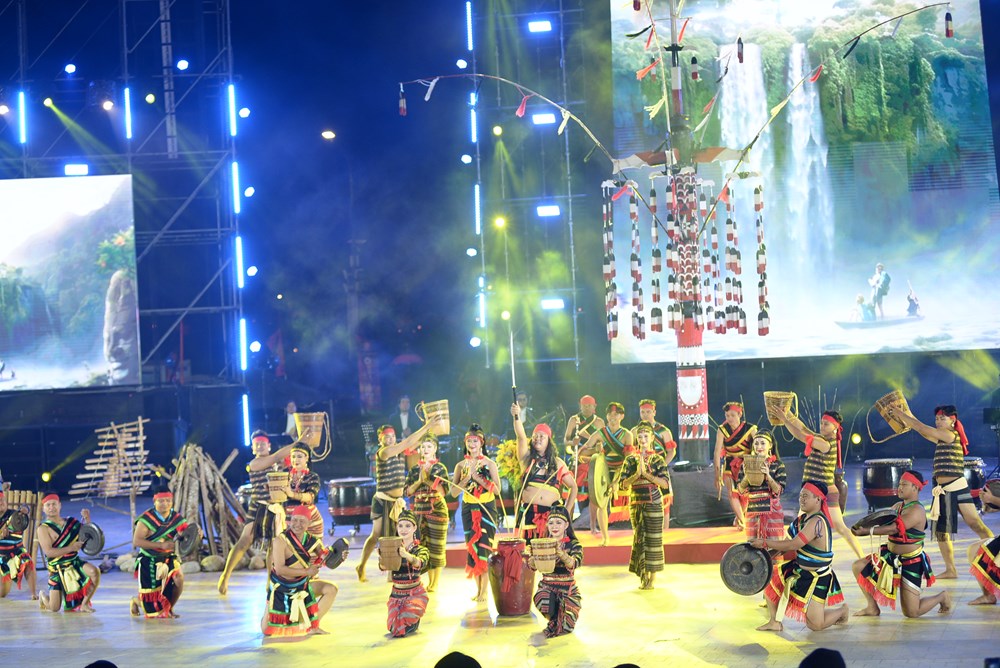 Đà Lạt rộn ràng trong Đêm hội Hòa âm Cồng chiêng Đông Nam Á - ảnh 14