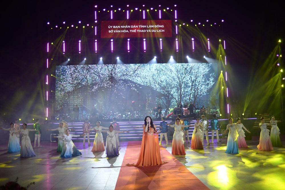 Lâm Đồng: Doanh thu ​từ du lịch dịp Tết Dương lịch đạt 1.200 tỉ đồng - ảnh 4