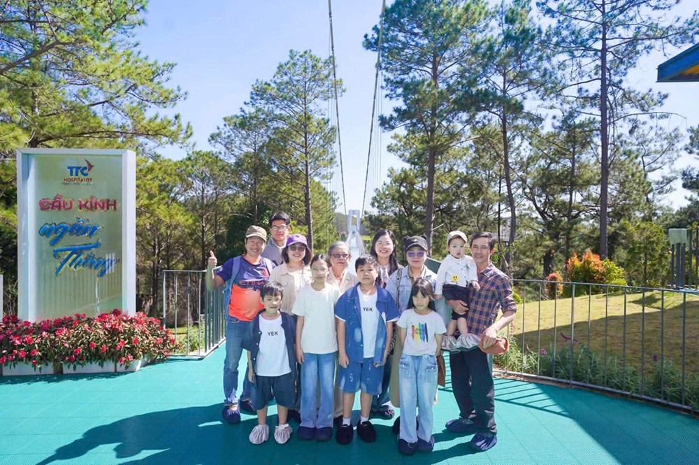 Lâm Đồng: Doanh thu ​từ du lịch dịp Tết Dương lịch đạt 1.200 tỉ đồng - ảnh 1