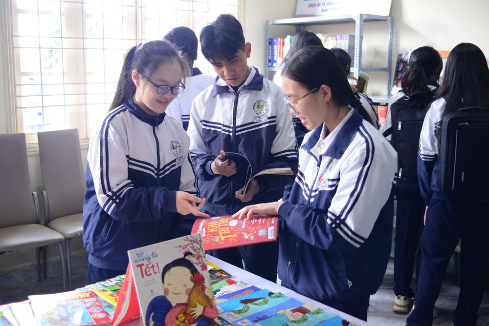 Lâm Đồng: Khai mạc Hội sách, báo và triển lãm ảnh Xuân - ảnh 5