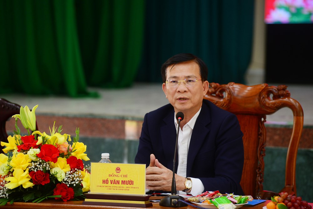 Lâm Đồng: Chủ tịch UBND tỉnh thăm, động viên cán bộ đầu năm mới - ảnh 5