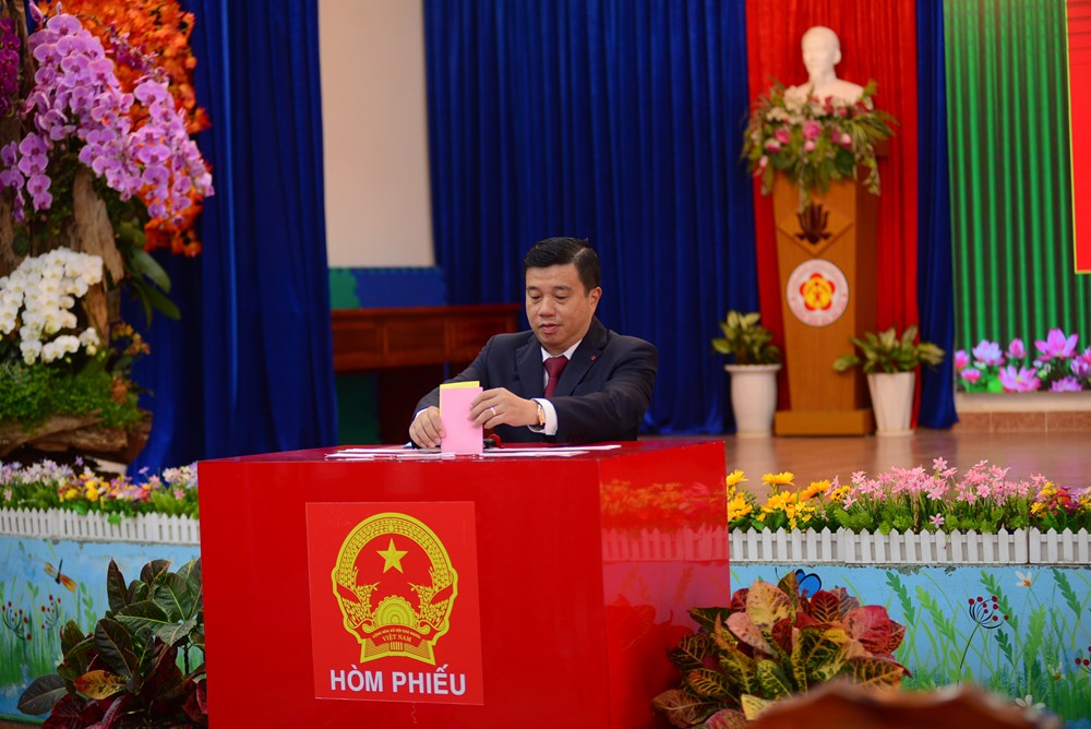 Lâm Đồng: Hơn 2,7 triệu cử tri đi bầu cử - ảnh 6