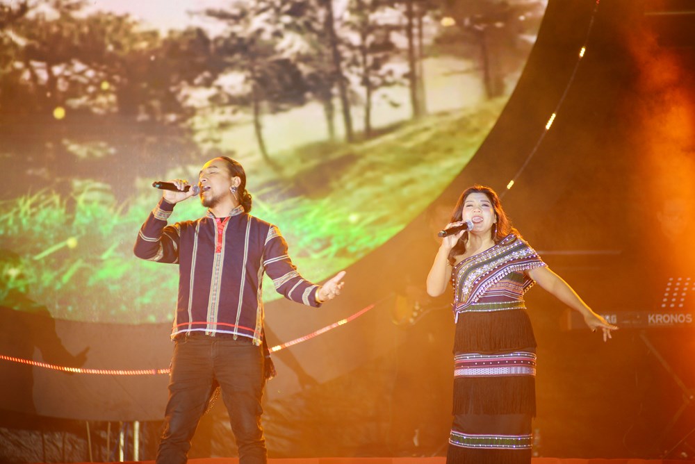 Đầu tuần Đà Lạt thu hút du khách với đêm nhạc đặc biệt - ảnh 5