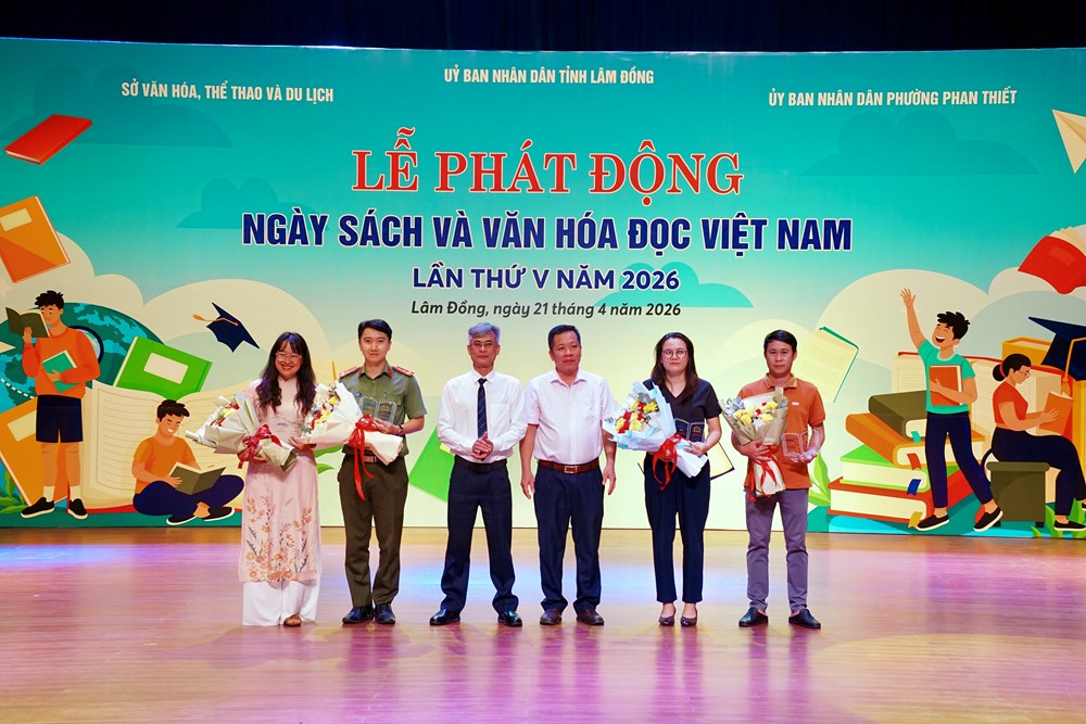 Lâm Đồng: Phát động Ngày Sách và Văn hóa đọc Việt Nam - ảnh 1