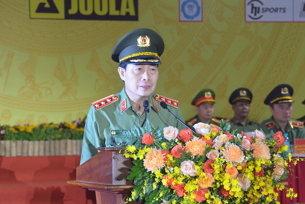 Mãn nhãn màn trình diễn võ thuật, nghiệp vụ của lực lượng Công an Nhân dân tại Đà Lạt - ảnh 2