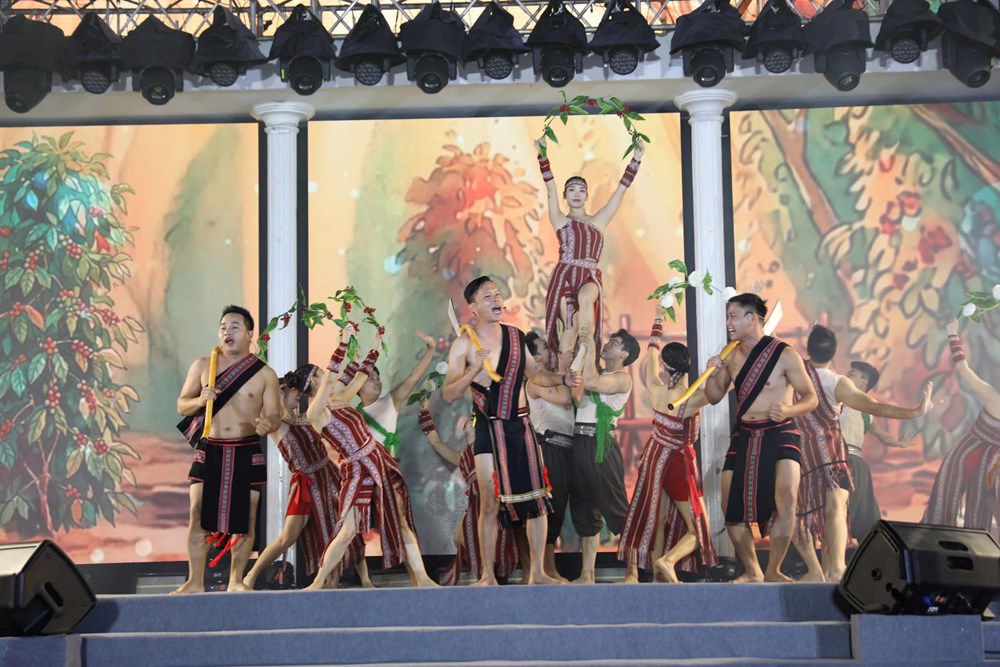 Chương trình nghệ thuật: “Lâm Đồng - Bản giao hưởng Xanh”, khởi động chuỗi hoạt động kích cầu du lịch hè - ảnh 2
