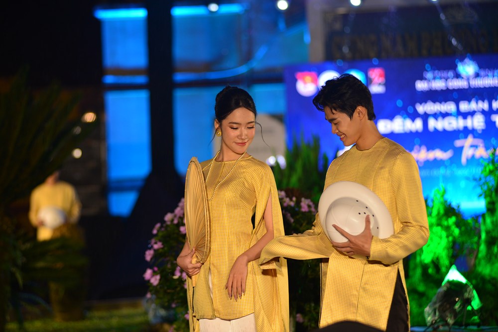 Đánh thức ký ức di sản qua tà áo dài tại Cung Nam Phương Hoàng hậu - ảnh 4