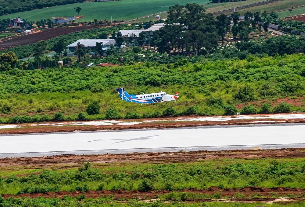 Sân bay Liên Khương tổ chức bay hiệu chuẩn trước ngày khai thác trở lại - ảnh 1
