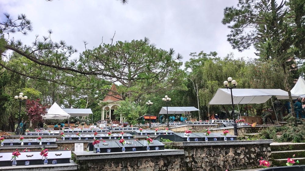 Lâm Đồng: Hoàn thành sớm việc lấy mẫu hài cốt liệt sĩ - ảnh 2