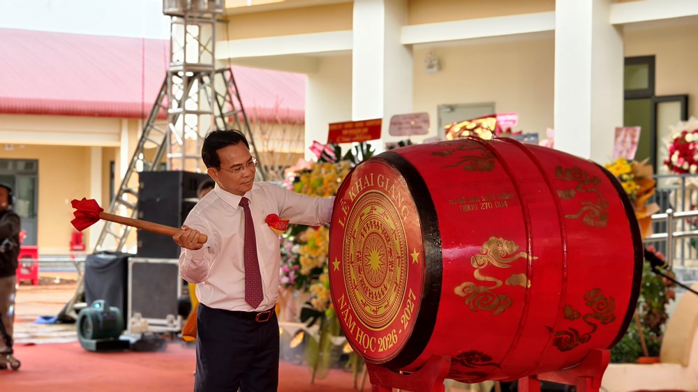 Hơn 830.000 học sinh Lâm Đồng hân hoan đón năm học mới - ảnh 4
