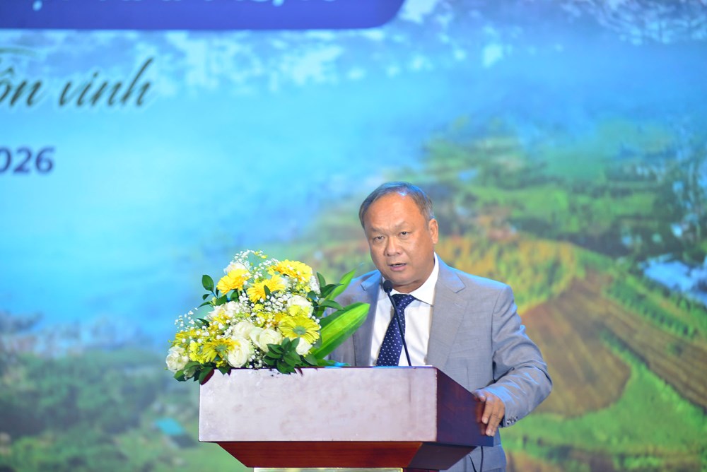 Lâm Đồng khen thưởng 25 doanh nhân, doanh nghiệp tiêu biểu - ảnh 4