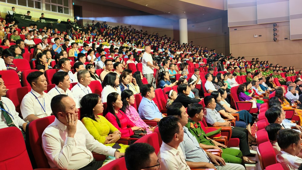 Tiếng đàn dân tộc hội tụ và tỏa sáng tại Lâm Đồng - ảnh 8