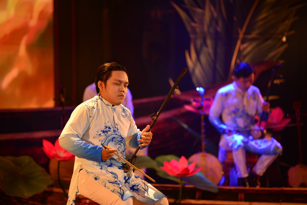 Đoàn Nghệ thuật Cải lương Vàm Cỏ mang âm hưởng phương Nam đến “Cuộc thi Độc tấu, Hòa tấu nhạc cụ dân tộc toàn quốc” - ảnh 6