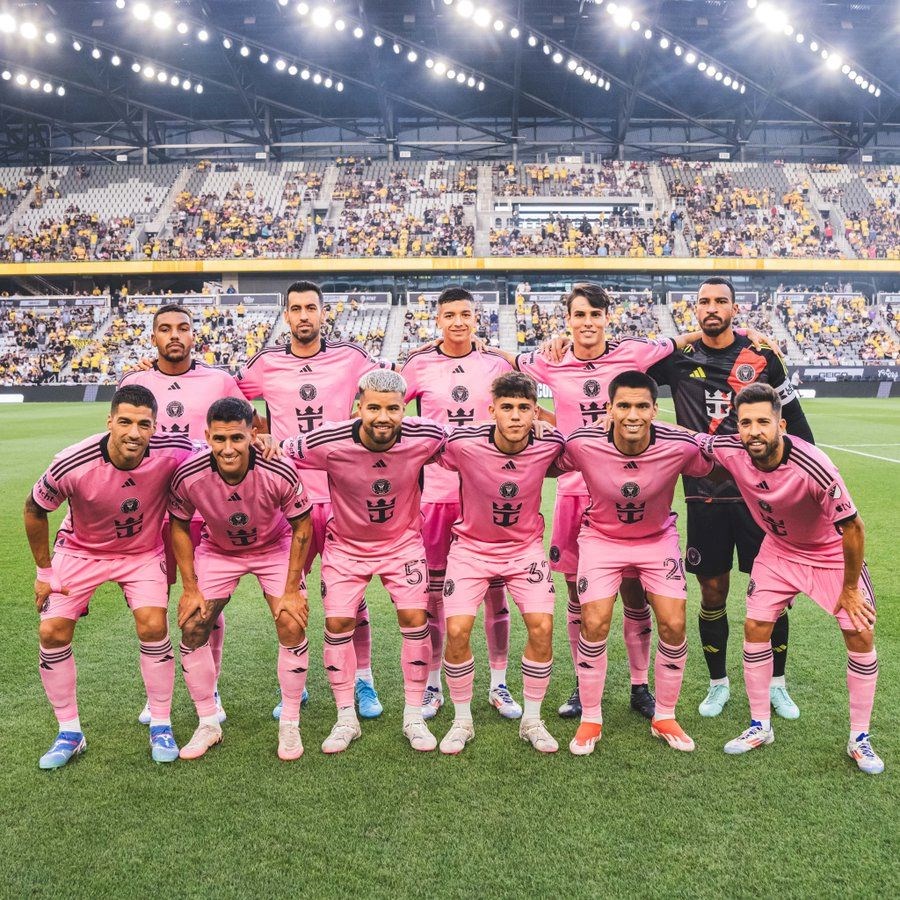 Inter Miami không Messi như 'rắn mất đầu', hàng thủ đá như mơ ngủ - ảnh 1