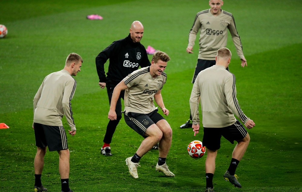 De Ligt tiết lộ 'phong cách' đặc biệt của Ten Hag tại MU - ảnh 2