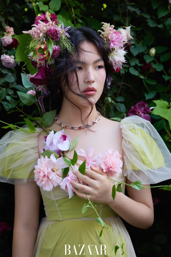 Sao nhí Bố ơi mình đi đâu thế 16 tuổi đã có Rolls-Royce riêng, vi vu bằng Maybach 56 tỷ - ảnh 6