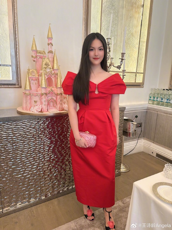 Sao nhí Bố ơi mình đi đâu thế 16 tuổi đã có Rolls-Royce riêng, vi vu bằng Maybach 56 tỷ - ảnh 11