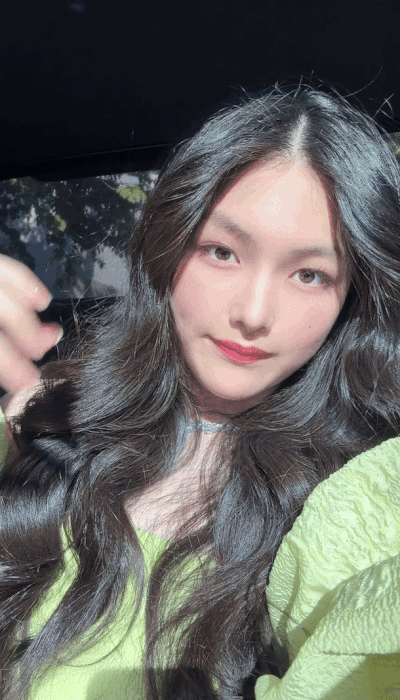 Sao nhí Bố ơi mình đi đâu thế 16 tuổi đã có Rolls-Royce riêng, vi vu bằng Maybach 56 tỷ - ảnh 1