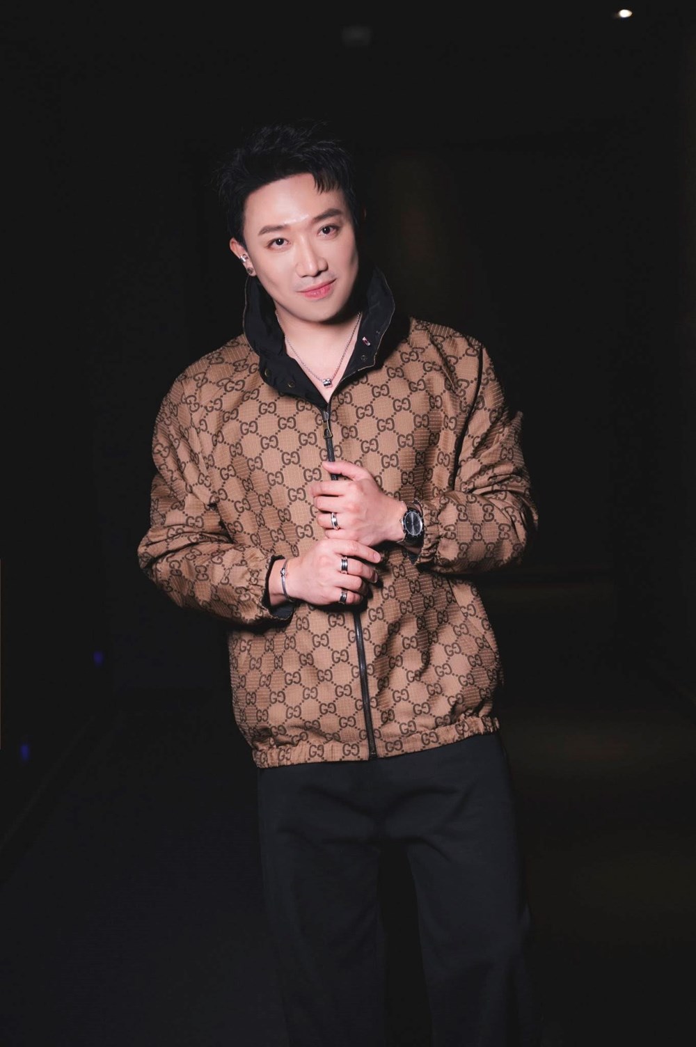 Nam nghệ sĩ tài sản hơn 1.000 tỉ, có sở thích lạ không giống ai - ảnh 1