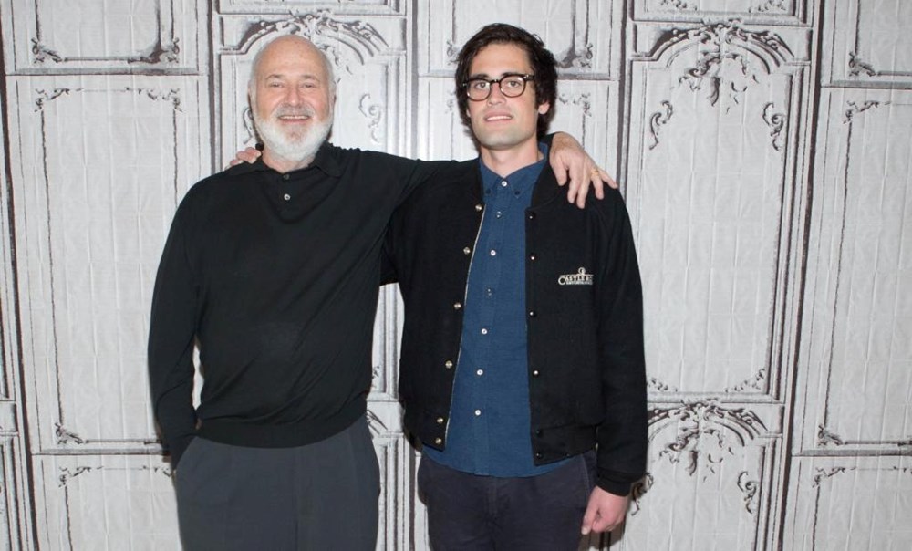 Bắt khẩn cấp nghịch tử sát hại bố mẹ là đạo diễn lừng danh thế giới - ảnh 5