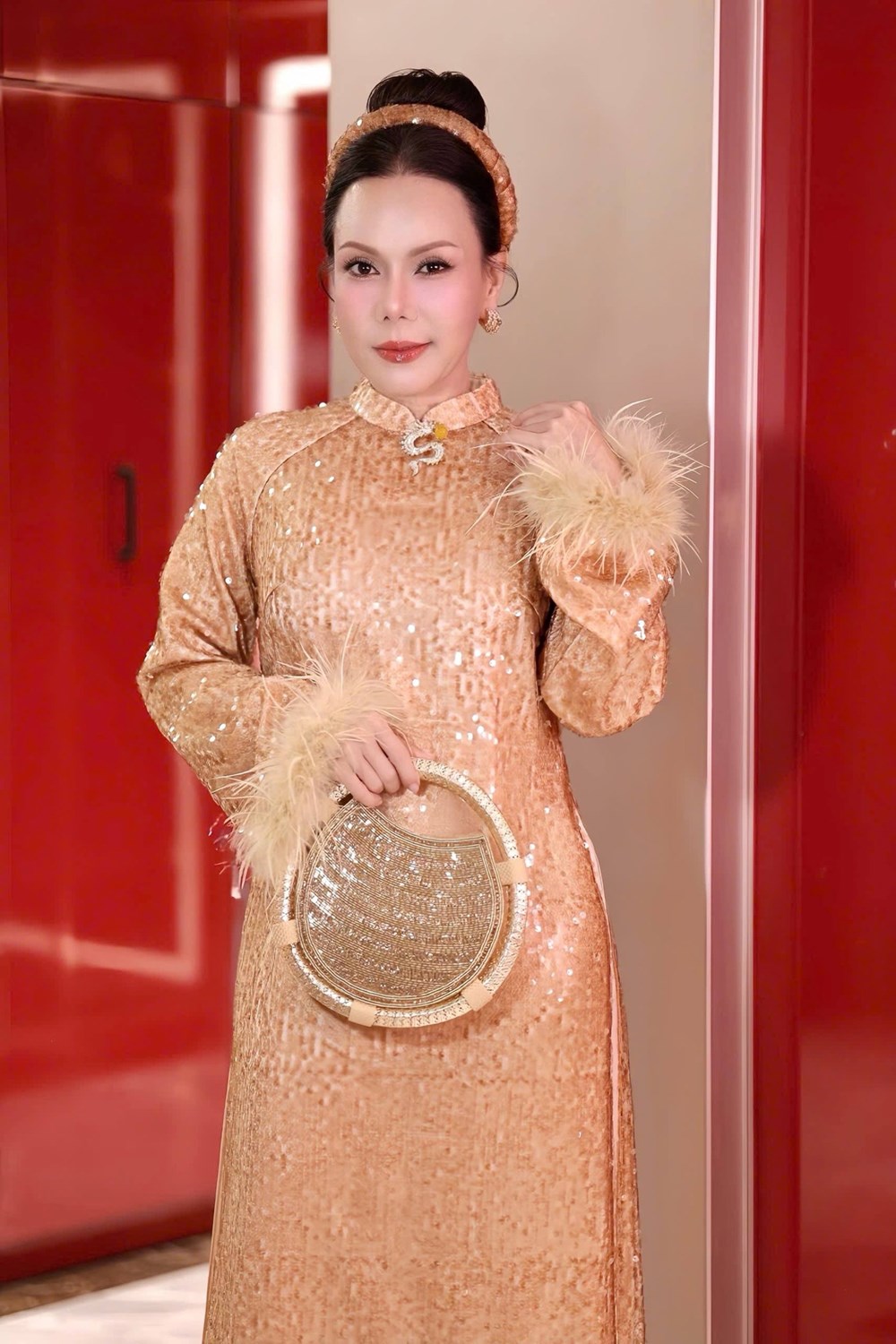 Việt Hương đang ở đâu, tình hình thế nào?  - ảnh 2