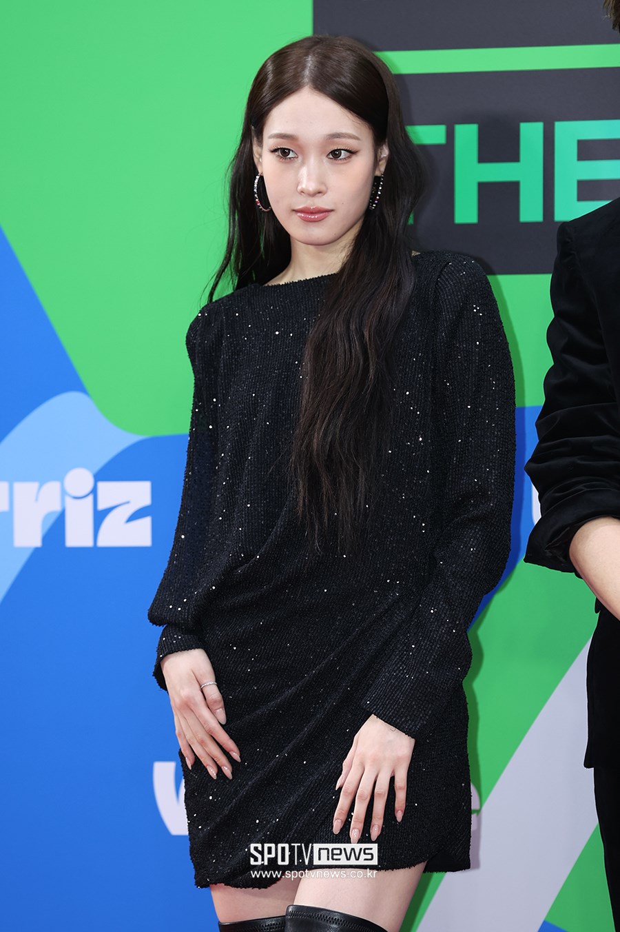 Thảm đỏ MMA 2025: Jennie hóa “nữ hoàng” đụng mặt tình cũ GD - Kai, Winter (aespa) lộ diện sau ồn ào hẹn hò Jungkook - ảnh 30