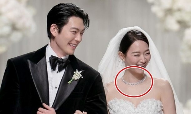 “Bóc giá” đám cưới Kim Woo Bin - Shin Min Ah: 1 mình cô dâu tốn 8 tỷ, nhiều con số khủng càng nghe càng choáng - ảnh 3