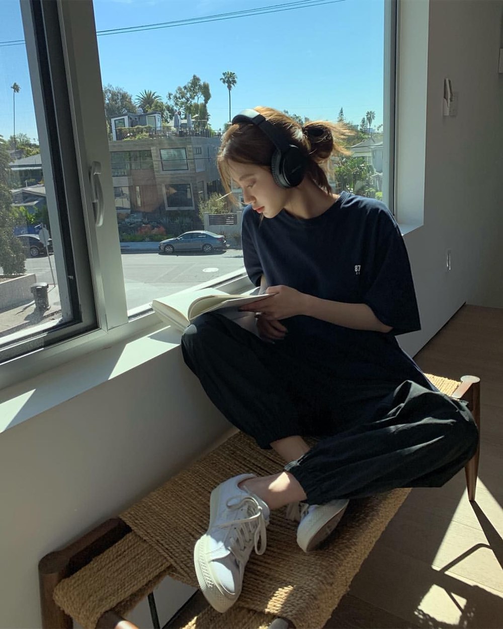 Cảnh báo khẩn cho những ai thường xuyên đeo tai nghe liên tục nhiều giờ trong ngày - ảnh 1