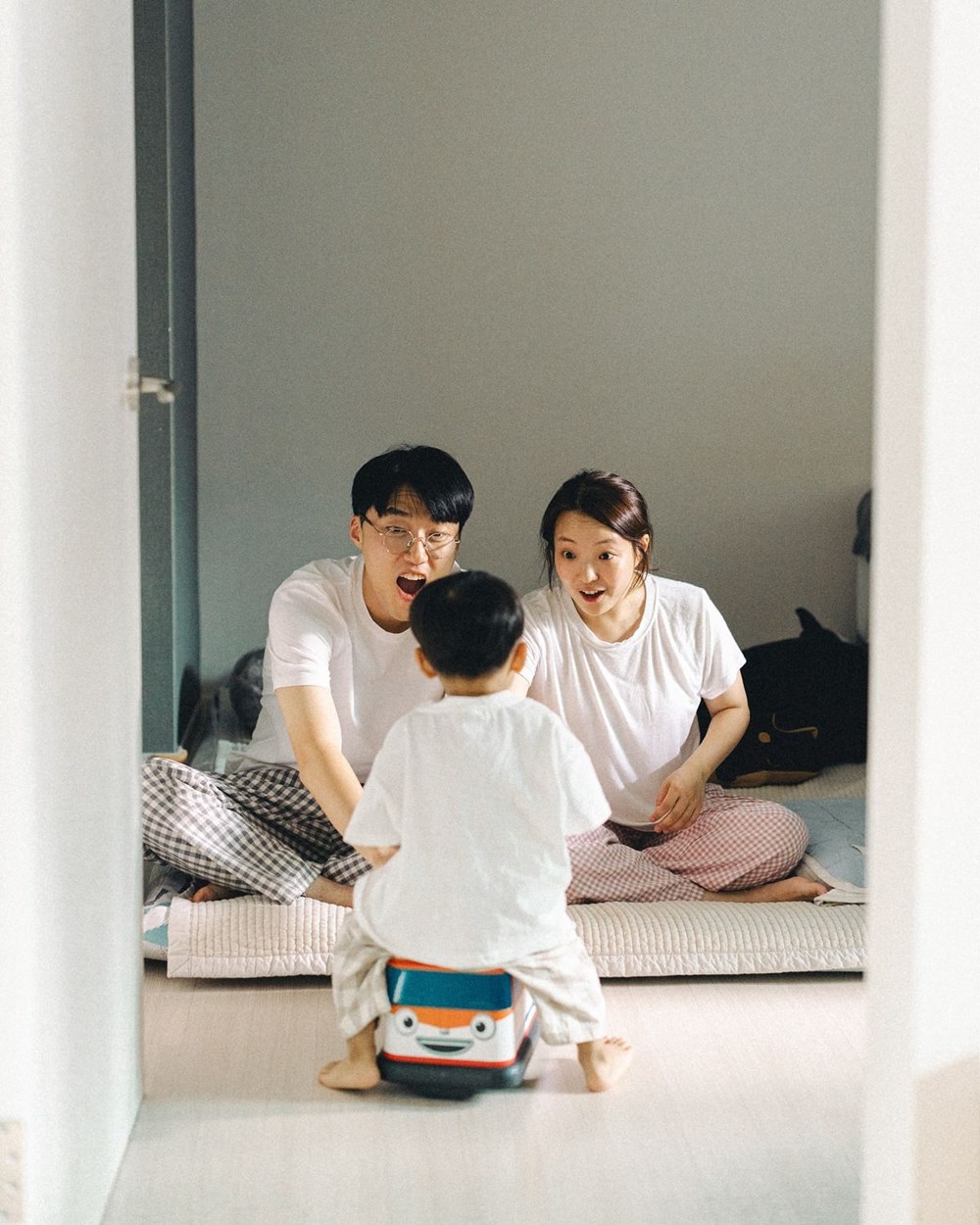 Thành công của giáo dục gia đình không đến từ may mắn, mà bắt đầu từ 10 “điều luật” này - ảnh 1