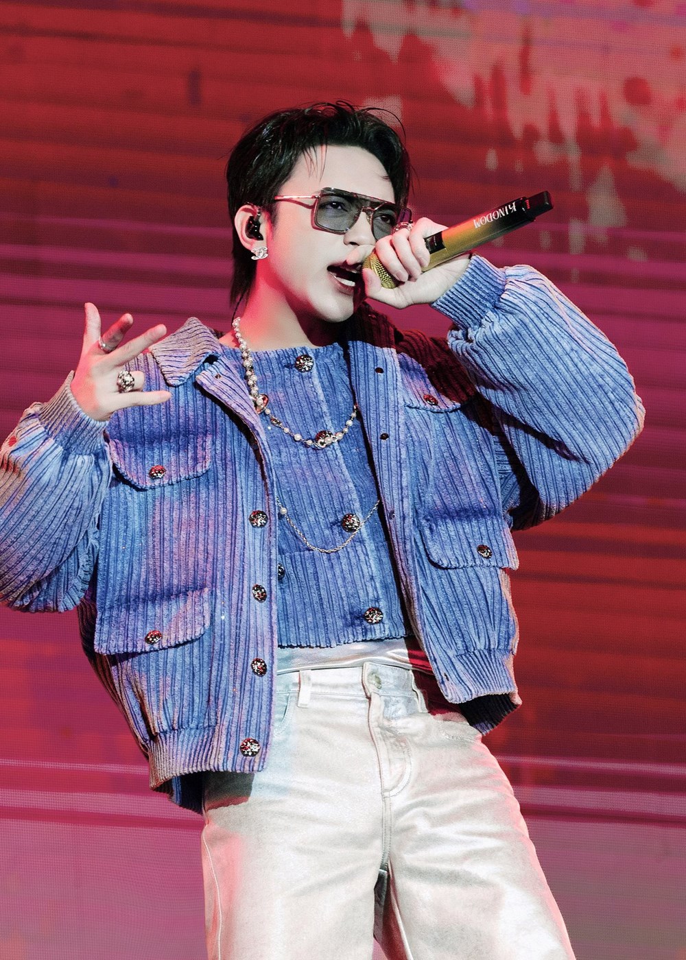 Điểm danh những ca sĩ đắt show của Vpop năm 2025 - ảnh 3