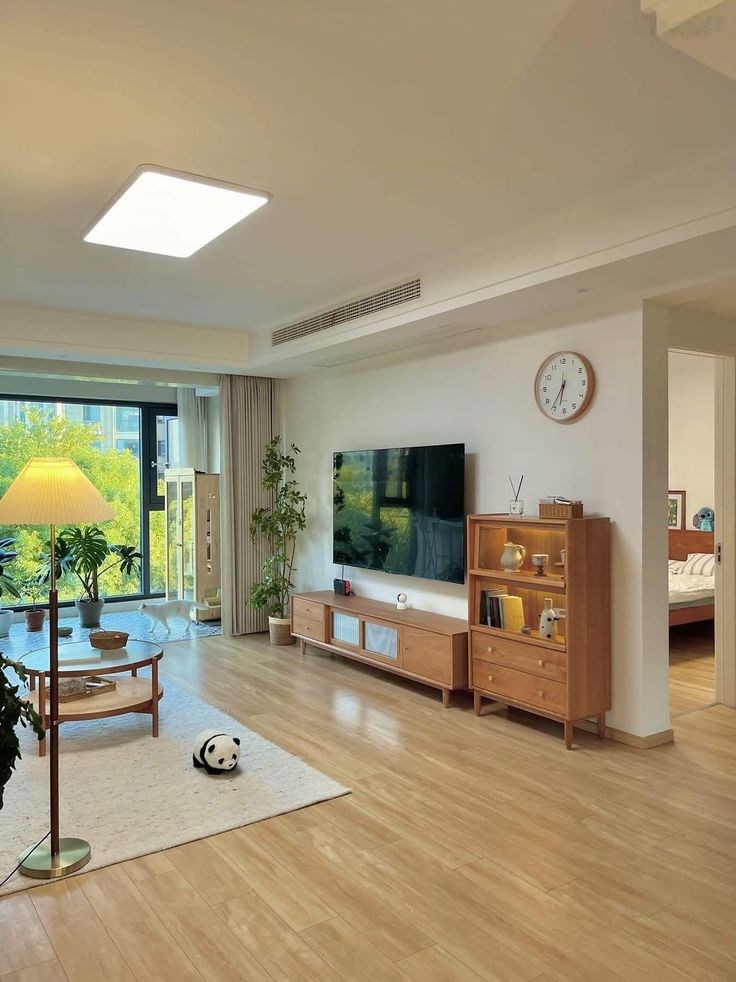 Thôi không có tiền mua nhà thì tiếp tục ở thuê  - ảnh 1