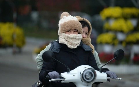 Chuỗi ngày rét buốt kéo dài đến bao giờ: Dự báo thời điểm hàng chục triệu người dân miền Bắc đón tin vui về tình hình thời tiết! - ảnh 1