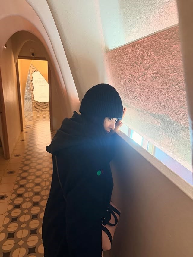 Kim Woo Bin làm “phó nháy” xịn thế này, bảo sao Shin Min Ah mê tít! - ảnh 9