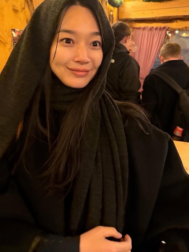 Kim Woo Bin làm “phó nháy” xịn thế này, bảo sao Shin Min Ah mê tít! - ảnh 5