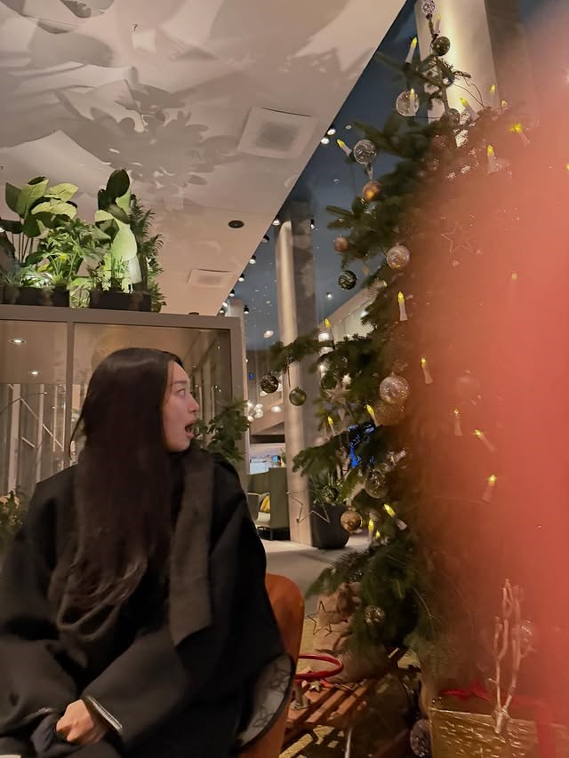 Kim Woo Bin làm “phó nháy” xịn thế này, bảo sao Shin Min Ah mê tít! - ảnh 8